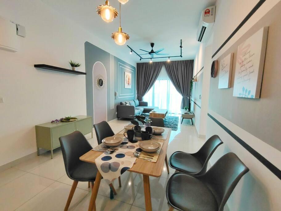 Elegant Homes 9Pax 5Bed Sunway Pyramid-Lagoon 2 Car Park Petaling Jaya Bagian luar foto